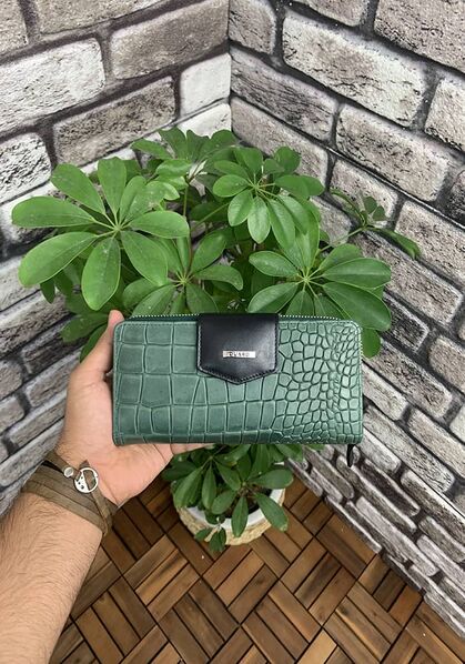 Guard Green Crocodile Printed Hand Portfolio with Zipper and Leather Flip - Thumbnail