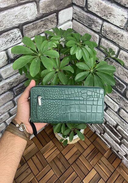 Guard Green Crocodile Printed Hand Portfolio with Zipper and Leather Flip - Thumbnail