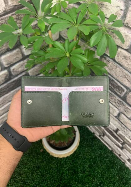 Guard - Guard Antique Green Paste Design Leather Card Holder (1)