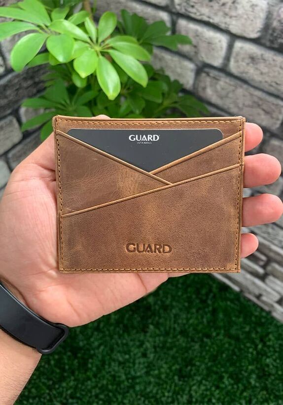 Guard Antique Tan Genuine Leather Card Holder