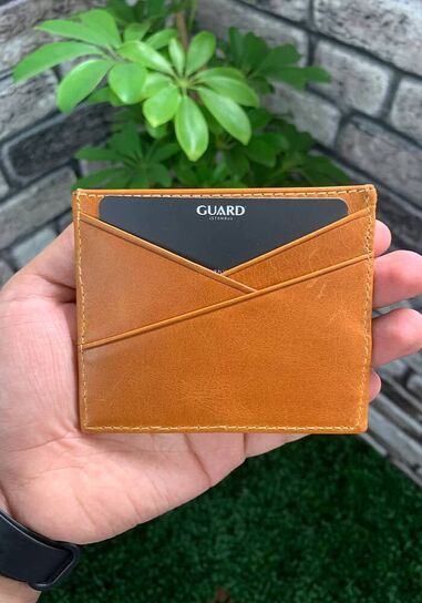 Guard - Guard Antique Yellow Leather Card Holder (1)