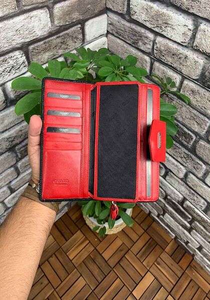 Guard - Guard Black Red Ostrich Print Hand Portfolio with Zipper and Leather Flip (1)