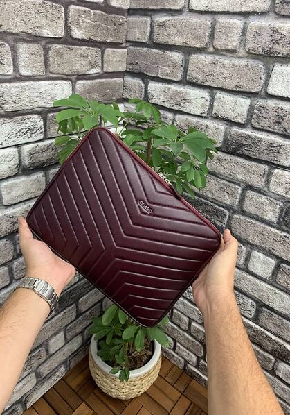 Guard - Guard Bordo Üçgen Desen Clutch Çanta (1)