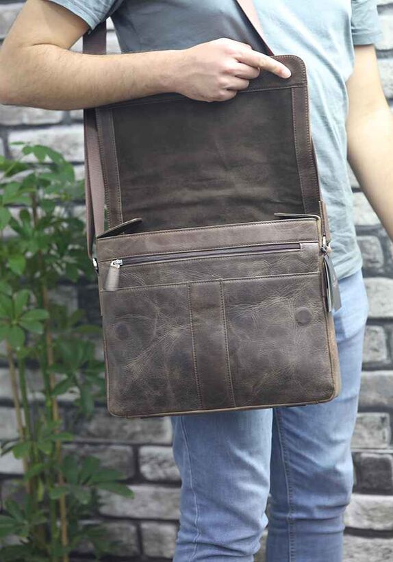 Guard Antique Brown Sport Leather Bag