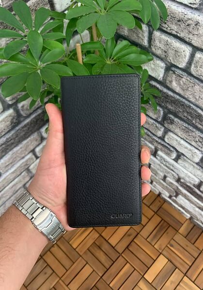 Guard Chelsea Black Matte Leather Hand Portfolio with Phone Compartment - Thumbnail