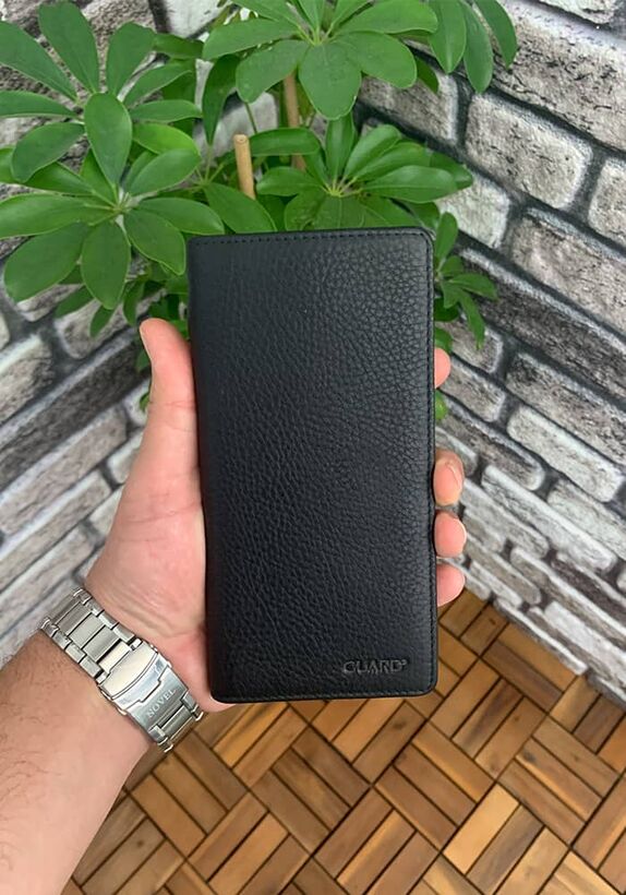Guard Chelsea Black Matte Leather Hand Portfolio with Phone Compartment