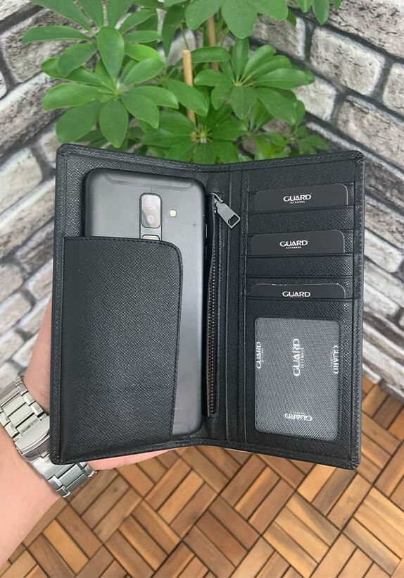 Guard Chelsea Black Saffiano Leather Hand Portfolio with Phone Compartment
