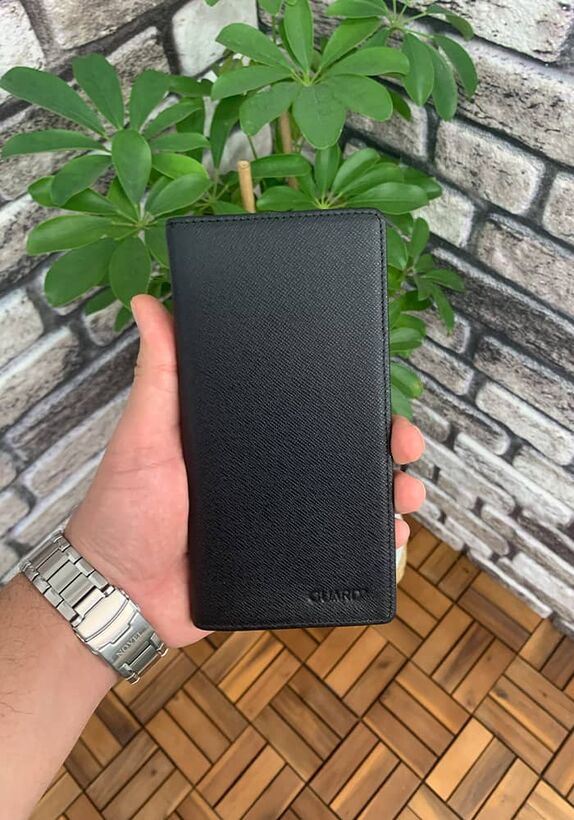 Guard Chelsea Black Saffiano Leather Hand Portfolio with Phone Compartment