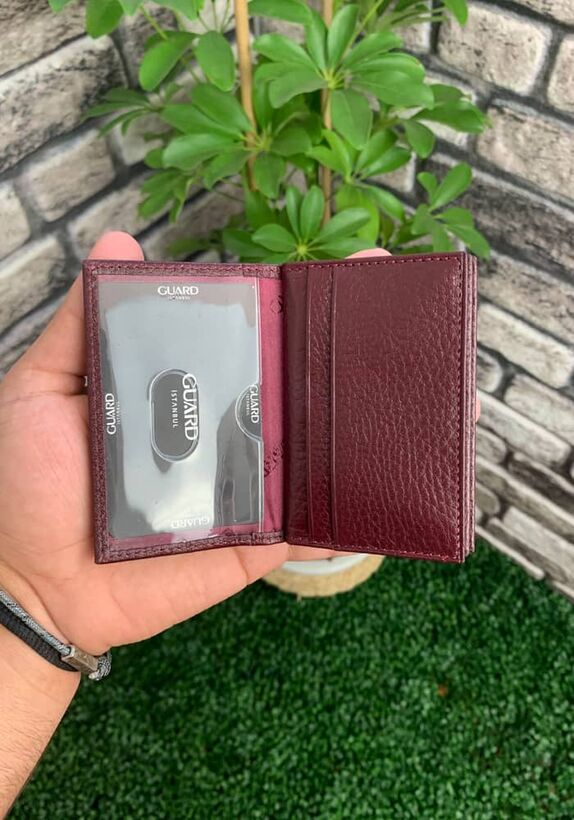 Guard Claret Red Leather Card Holder