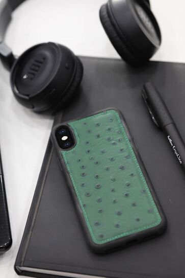 Guard Green Ostrich Model Leather iPhone X / XS Case - Thumbnail