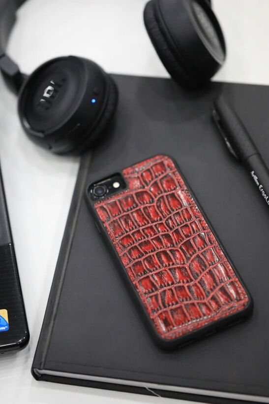 Guard iPhone 6 / 6s / 7 Red Croco Model Leather Phone Case