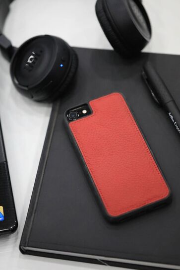 Guard - Guard iPhone 6 / 6s / 7 Red Model Leather Phone Case (1)