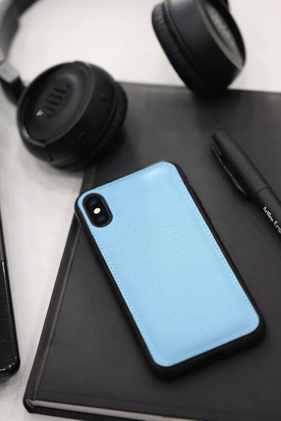 Guard Turquoise Saffiano Leather iPhone X / XS Case