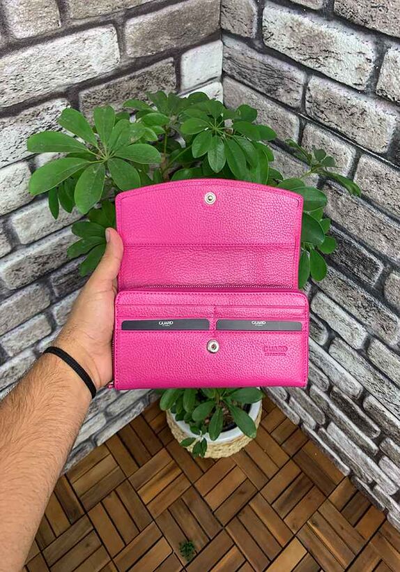Guard Pink Zippered Leather Women's Wallet